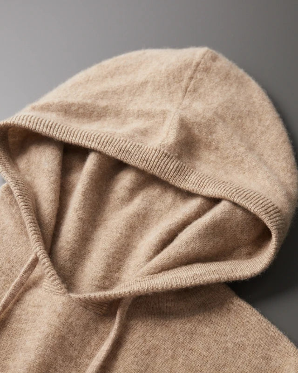 Pull en cachemire à capuche Canopus