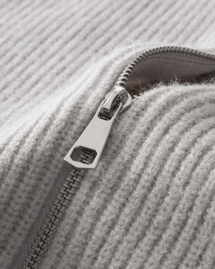 Cardigan zippé en laine mérinos pour toutes les saisons