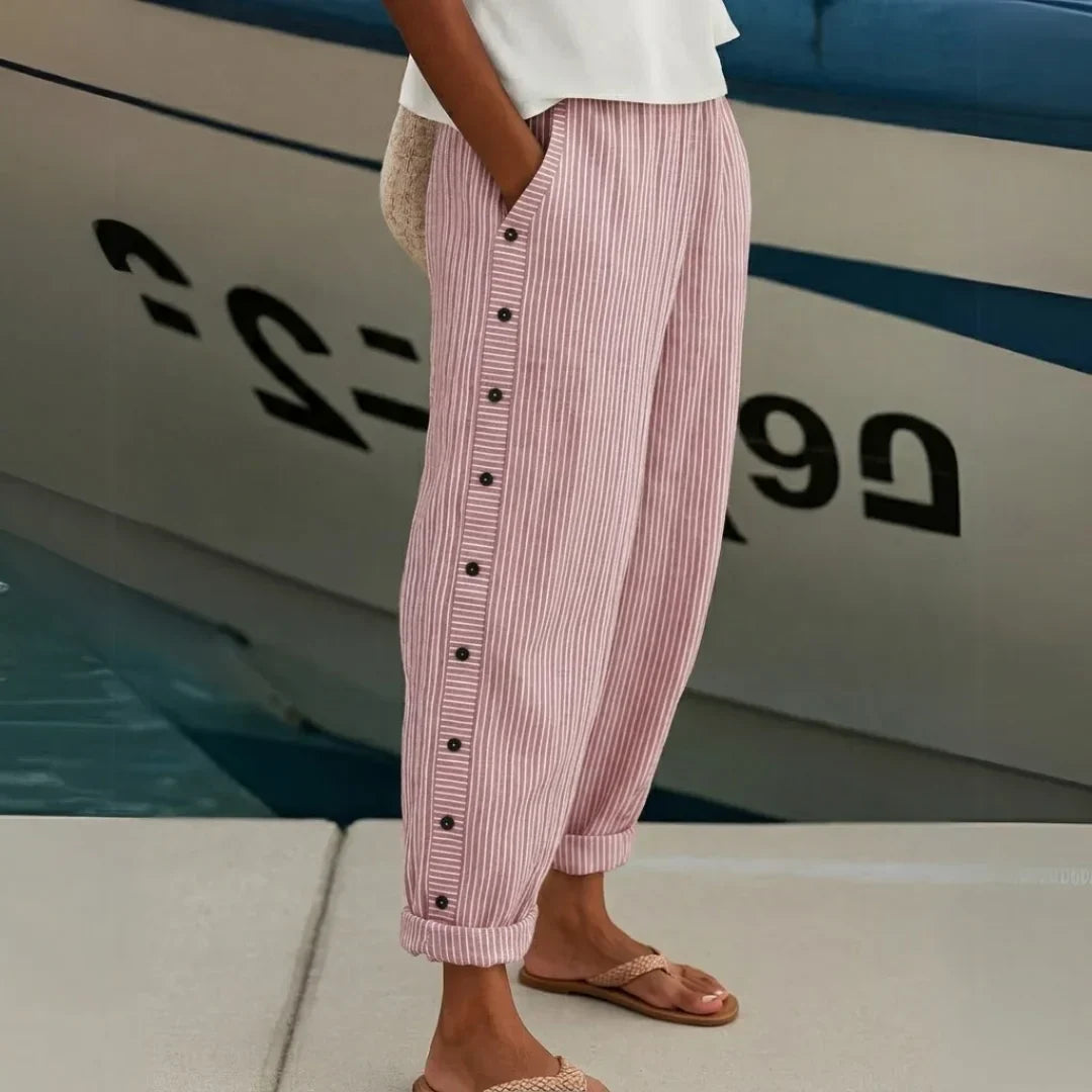 CAITLIN | PANTALON À RAYURES AVEC BOUTONS ÉLÉGANTS