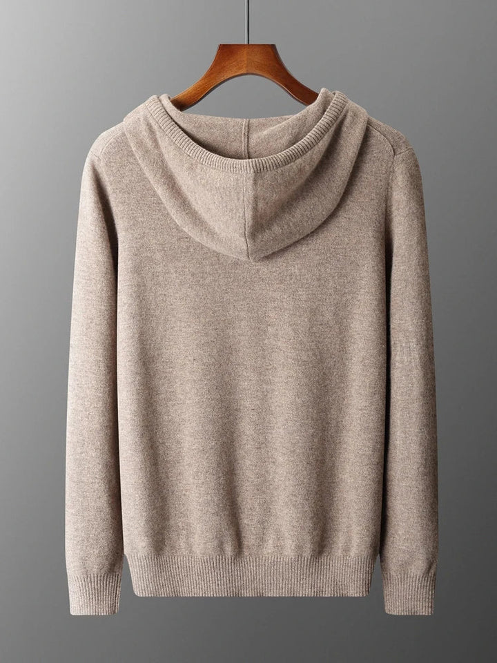 "Sweat à capuche en laine mérinos Sirlus" could be rewritten as "Sweat-shirt à capuche en laine mérinos Sirlus".