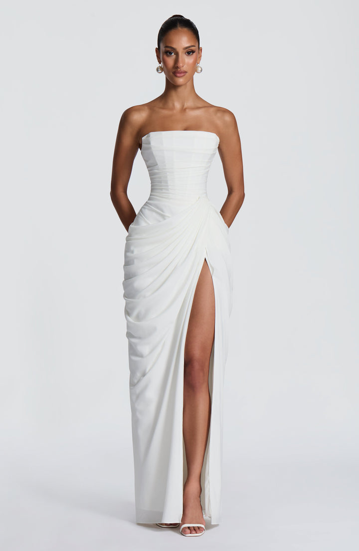 LARA | ROBE
