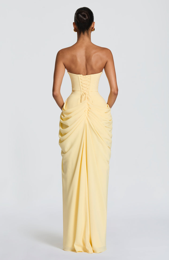 LARA | ROBE