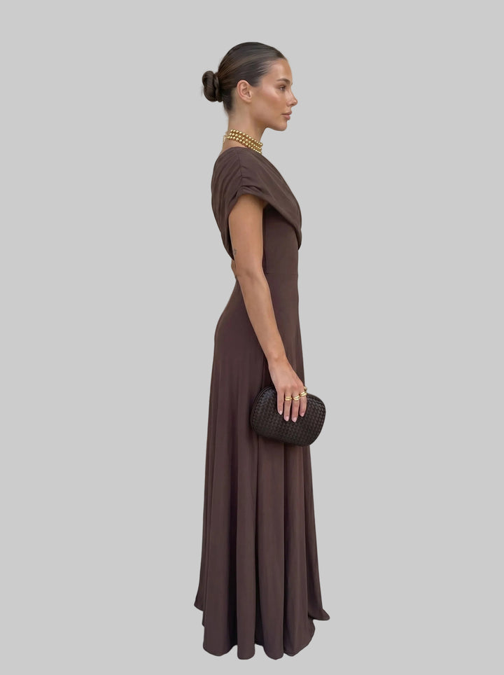 Robe élégante sans manches en maille